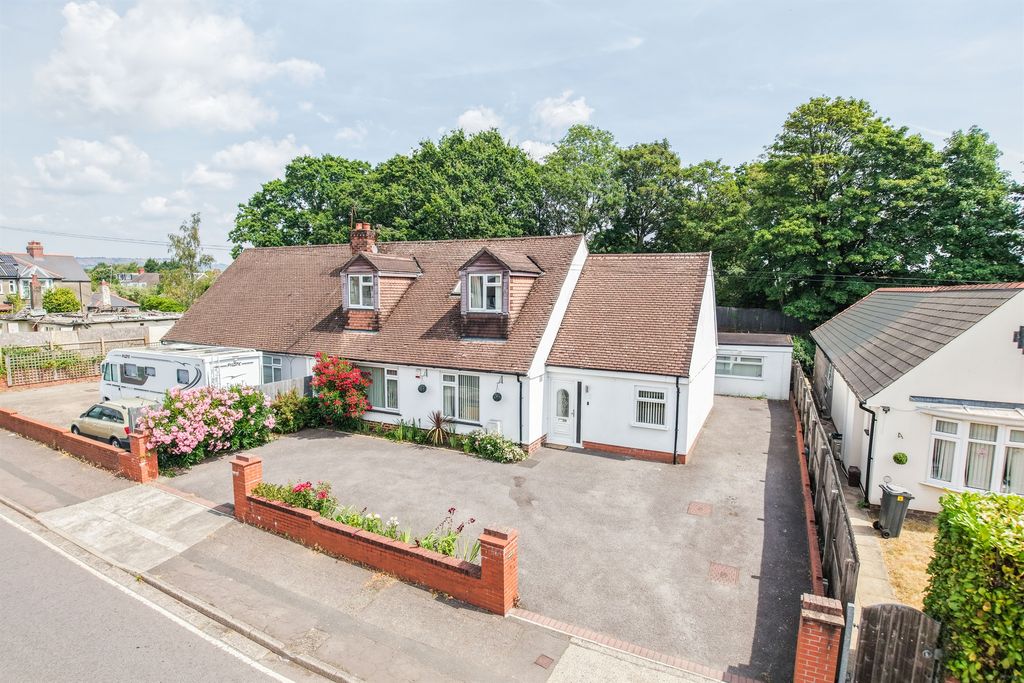 Property photo 1 of 27