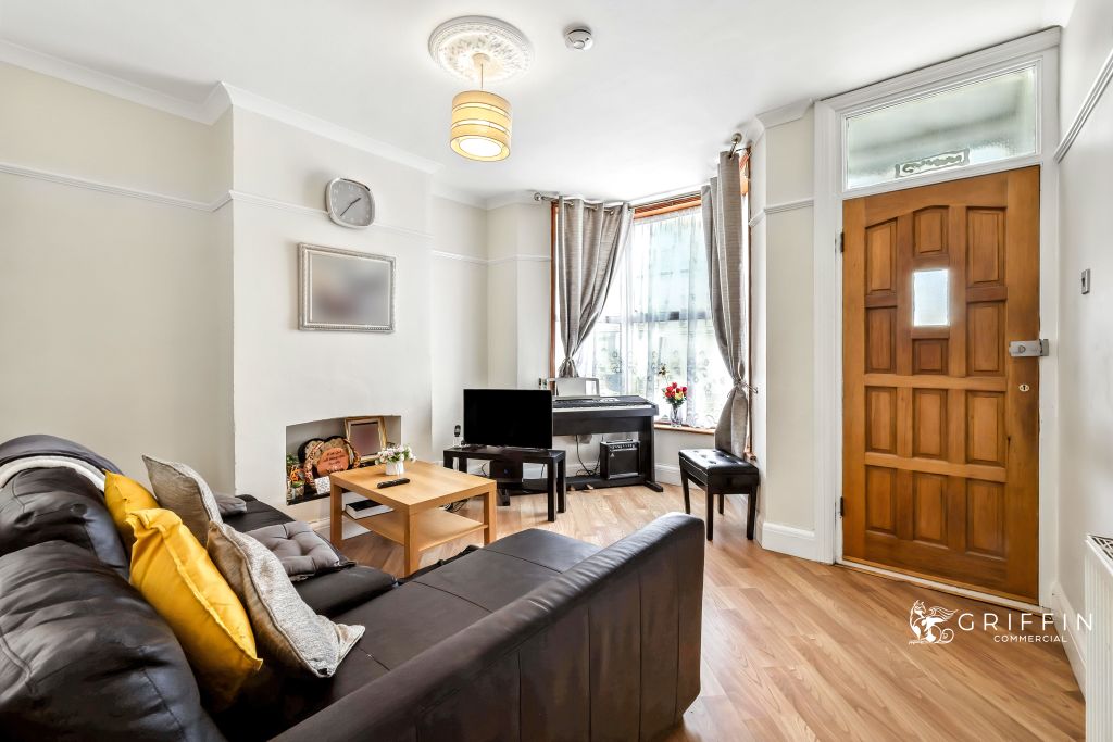 Property photo 2 of 15 4171A9986
