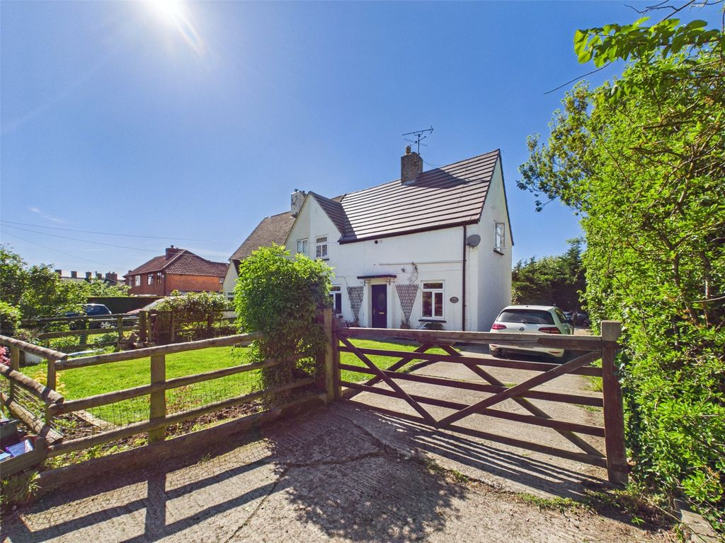Property photo 1 of 16 Picture No. 01
