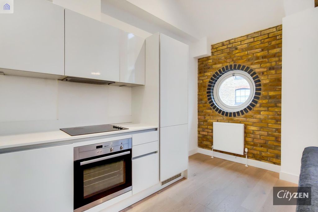 Property photo 2 of 13 Kitchen