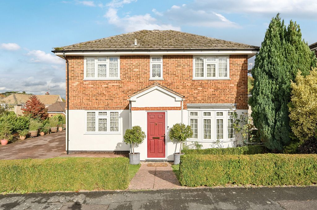 Property photo 1 of 18 Front Aspect