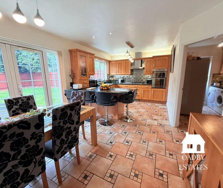 Property photo 3 of 18 Photo 3