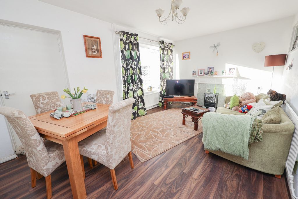 Property photo 1 of 14 4205530