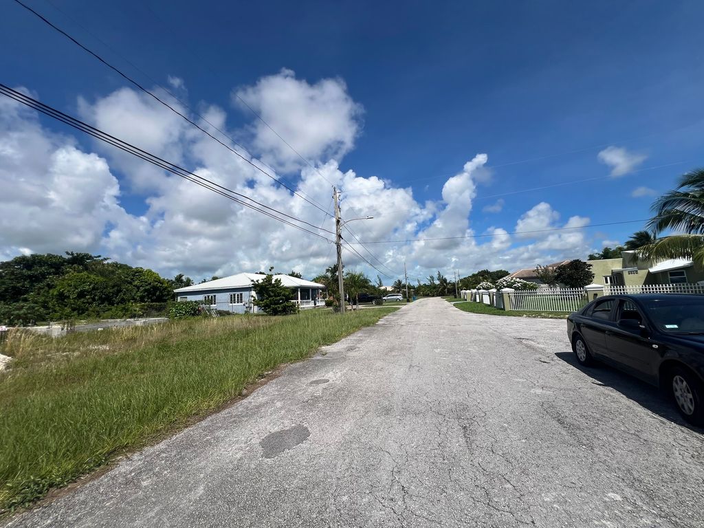 Property photo 1 of 6