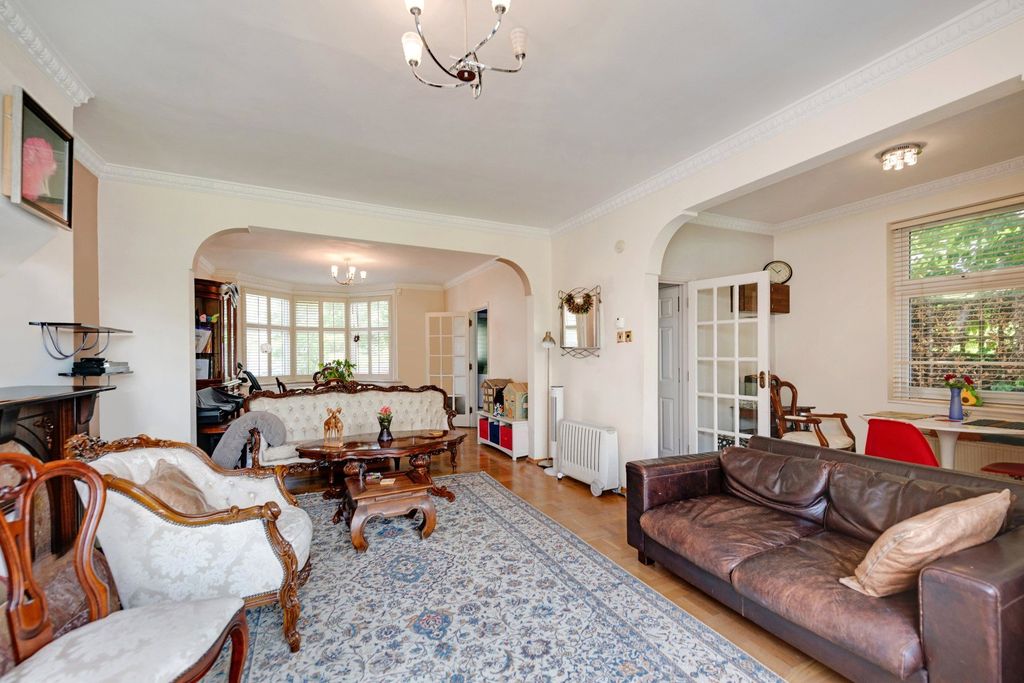 Property photo 2 of 12 Picture No. 07