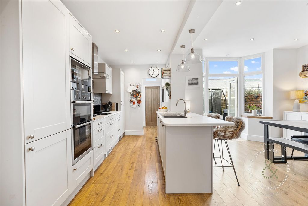 Property photo 2 of 51 St Helens (34).Jpg