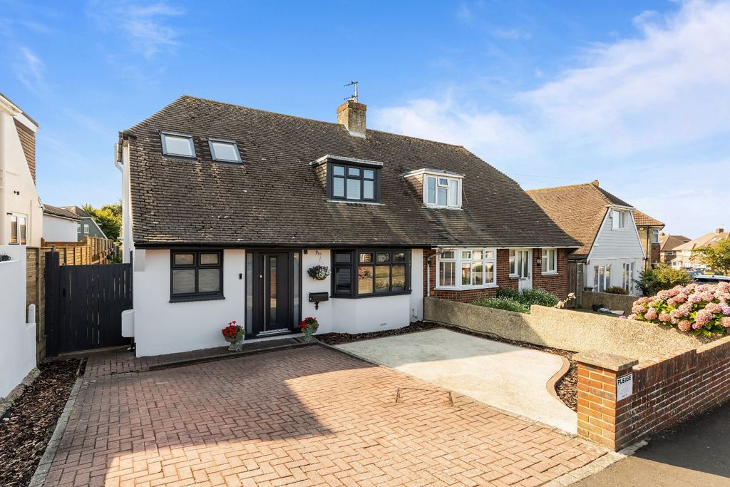 Property photo 1 of 14 4391642
