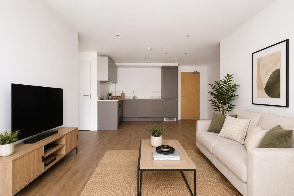 Property photo 3 of 11 57A925B2-674c-4283-8B79-F7F3868A42B8.Png