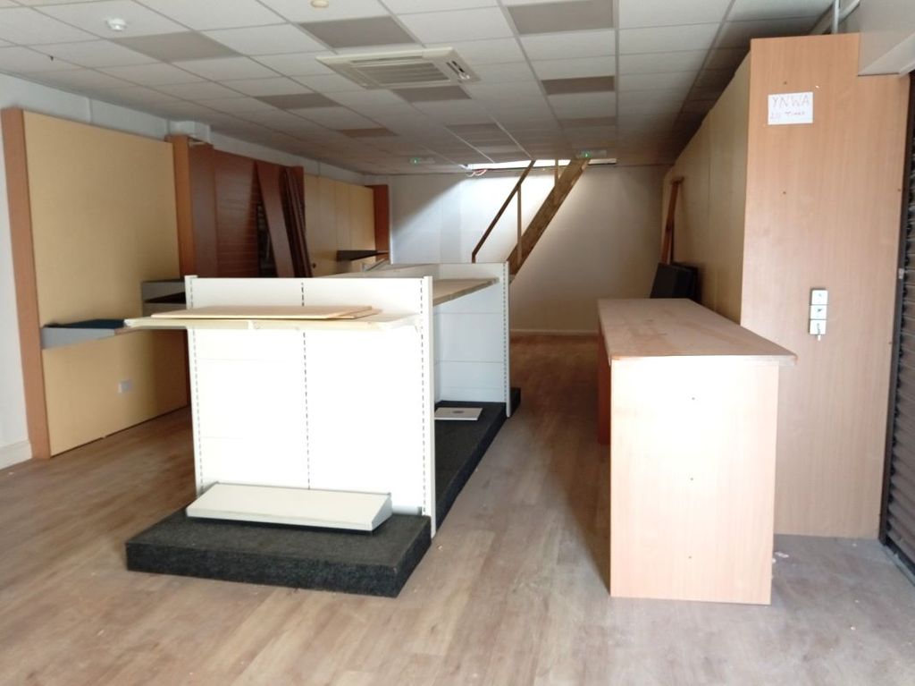 Property photo 3 of 10