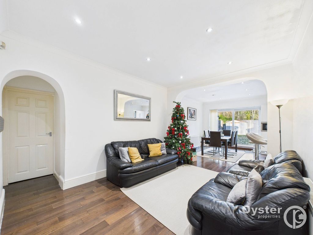 Property photo 2 of 25 Reception