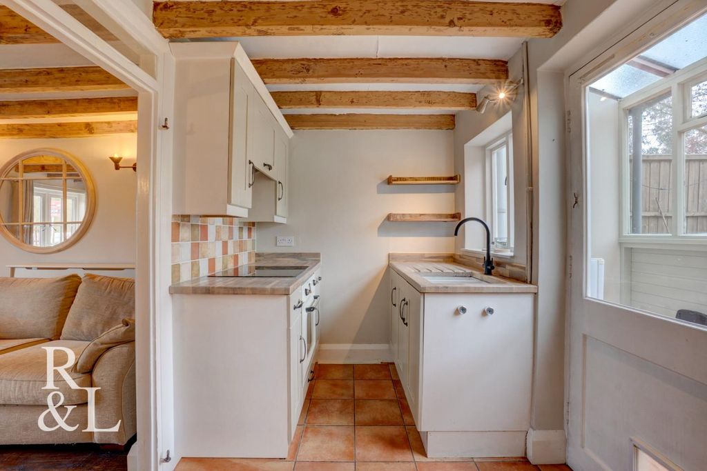 Property photo 3 of 25 49 Ticknall Road (13)-2.Jpg