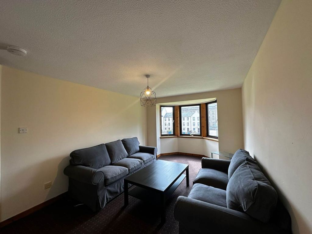 Property photo 2 of 9 Living Room 1