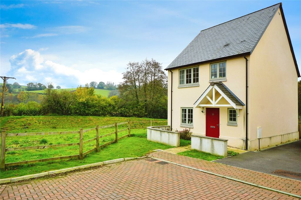 Property photo 2 of 17 Photography