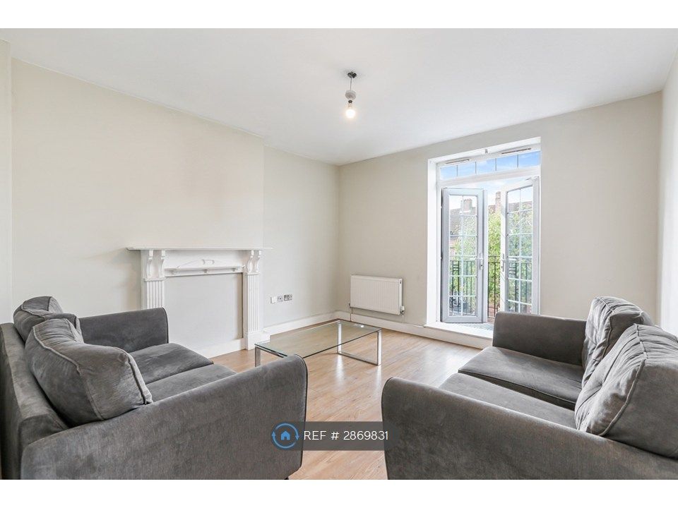 Property photo 1 of 9 Sitting Room