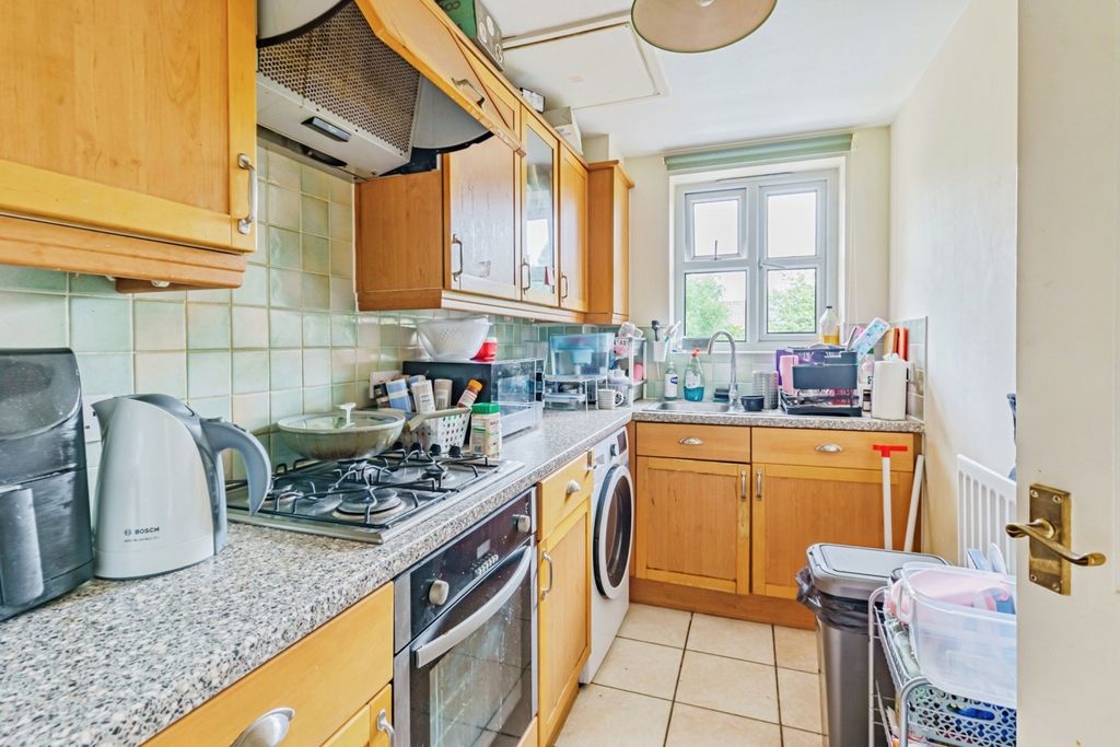 Property photo 3 of 13 Photo