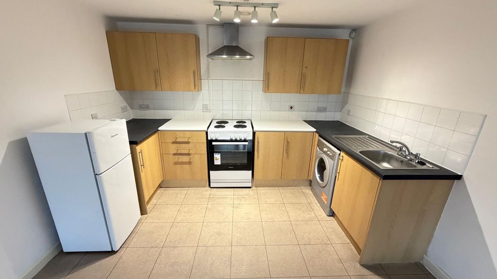 Property photo 2 of 6 Photo 3