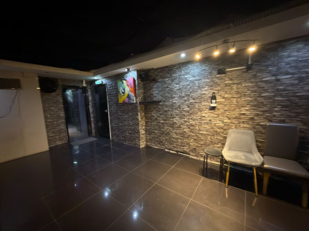 Property photo 2 of 10 Gallery