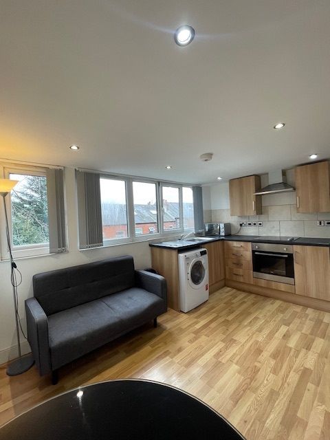 Property photo 2 of 9