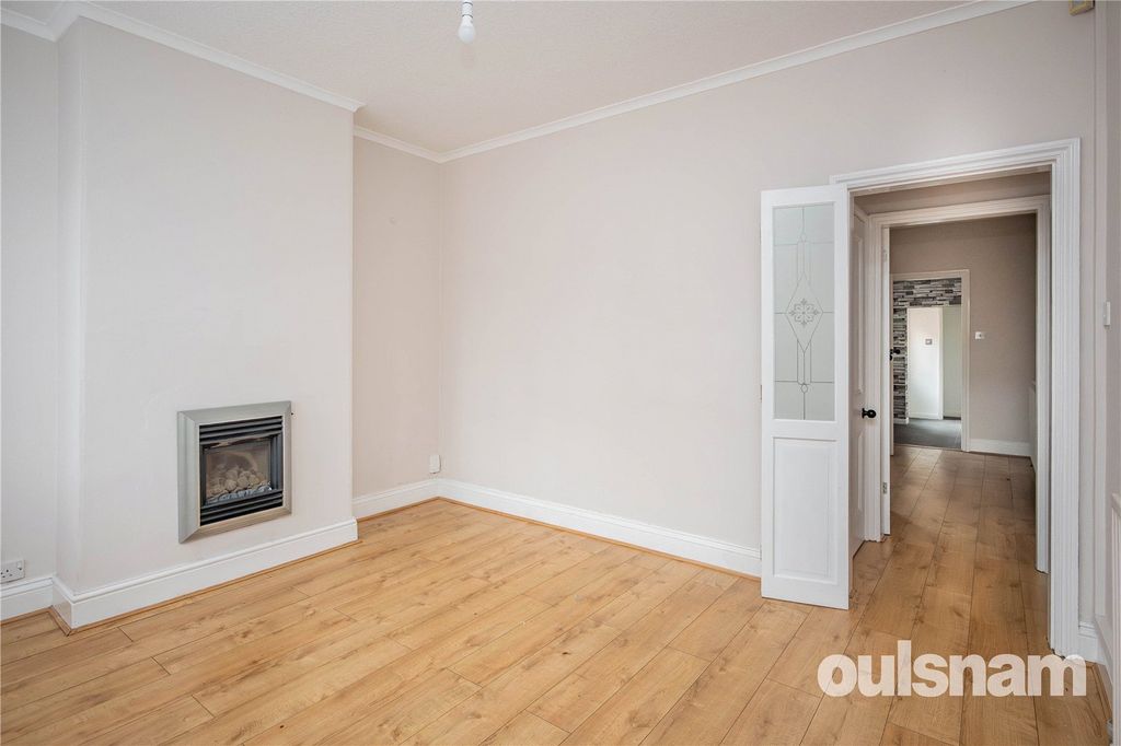 Property photo 2 of 17 Picture No. 03