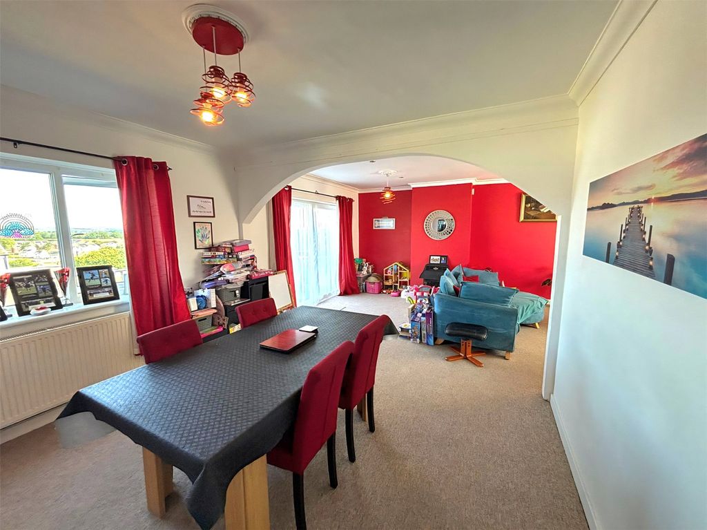 Property photo 1 of 35 Picture No. 34