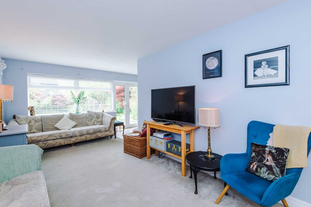 Property photo 3 of 30
