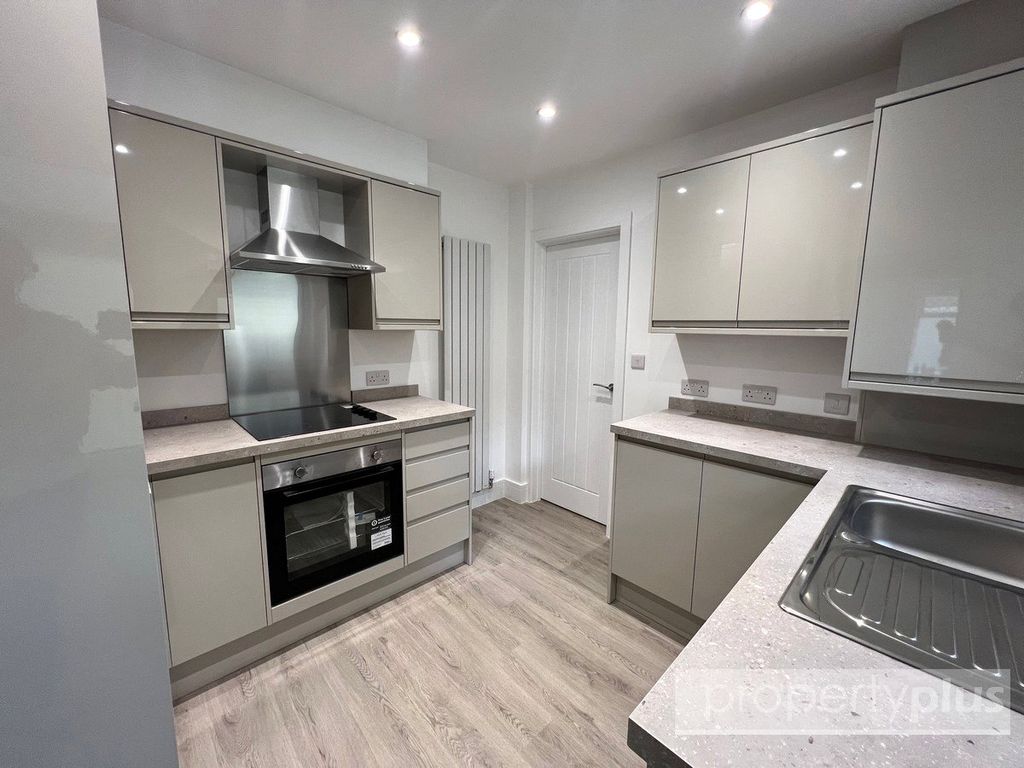 Property photo 2 of 12 Picture No. 07