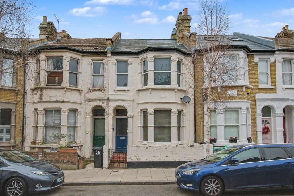 Property photo 1 of 14 64 Belgrade Road, Stoke Newington, London N16 8Dj