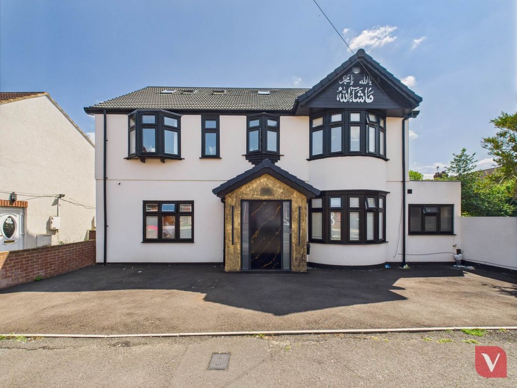 Property photo 1 of 23