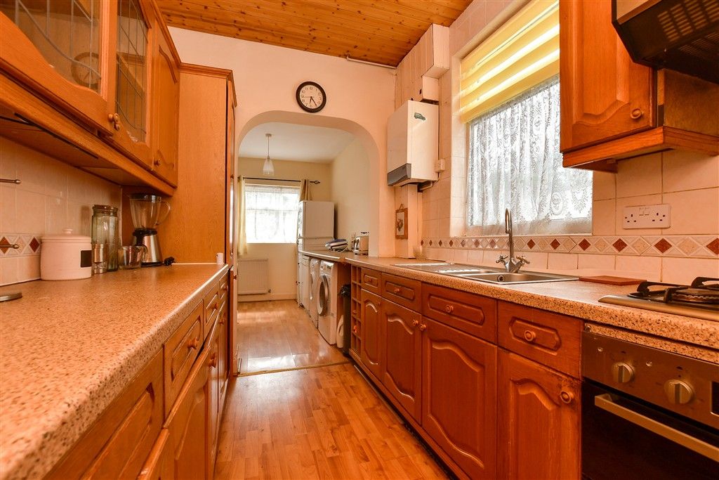Property photo 1 of 17 Kitchen