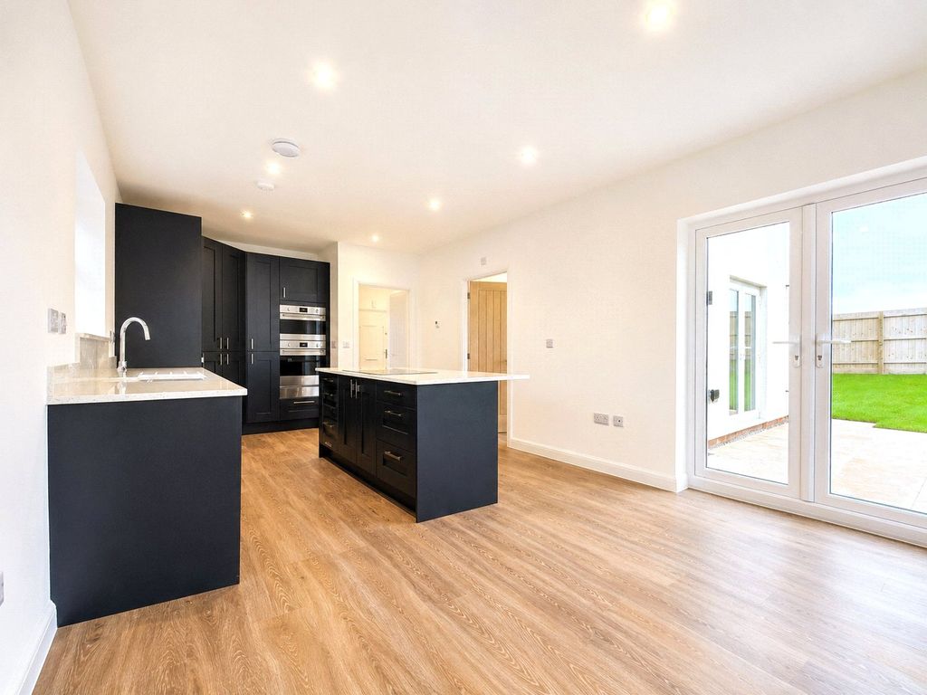 Property photo 3 of 12 Picture No. 65