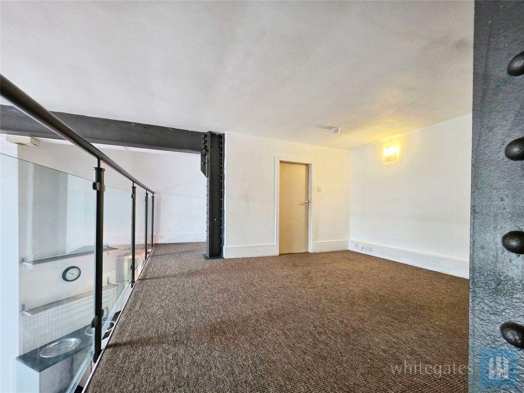 Property photo 3 of 25 Picture No. 25