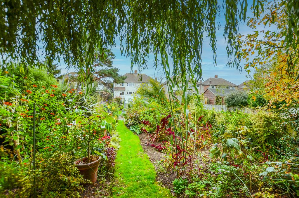 Property photo 3 of 26