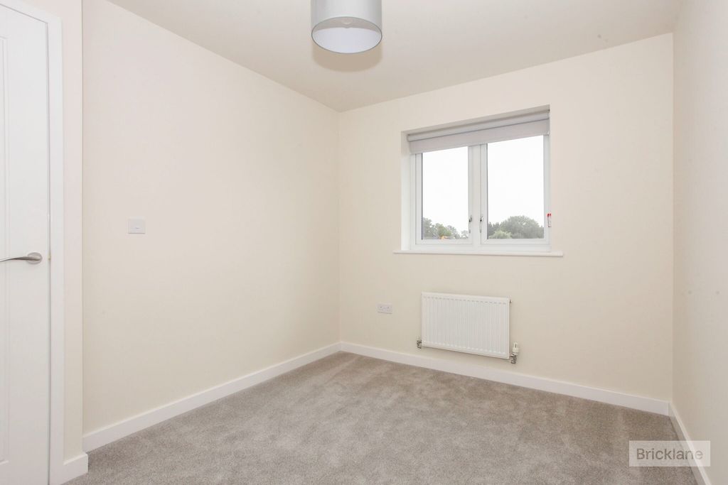 Property photo 3 of 8 Bedroom 2