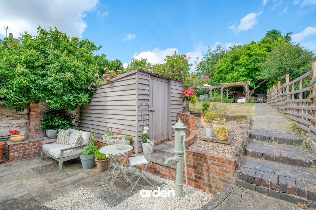 Property photo 2 of 16