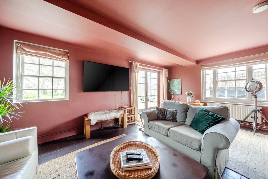 Property photo 2 of 19 Picture No. 06