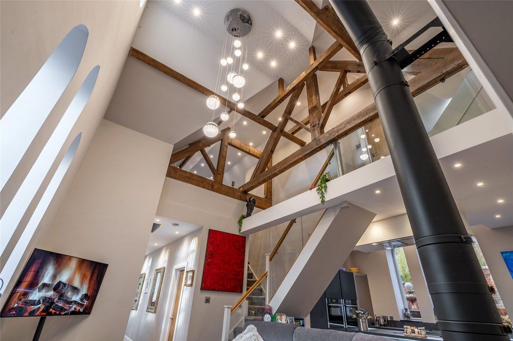 Property photo 2 of 49 Picture No. 78