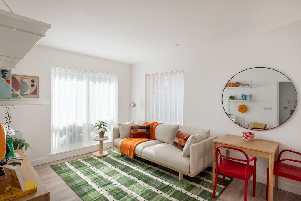 Property photo 2 of 17 Show Home Forest Road E17