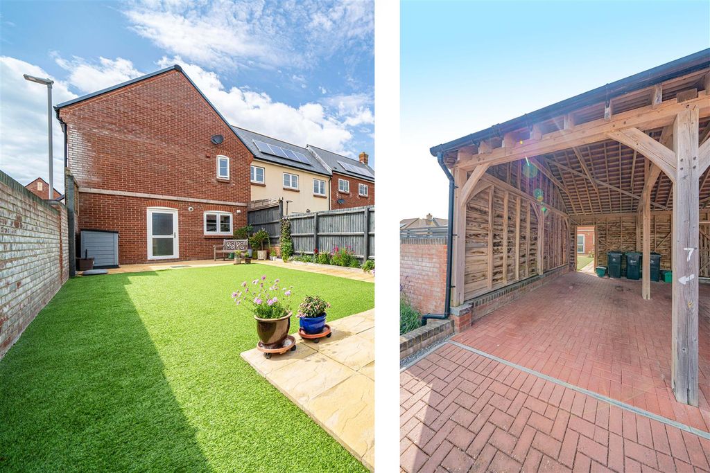 Property photo 2 of 17 Gardencarportsplit.Jpg
