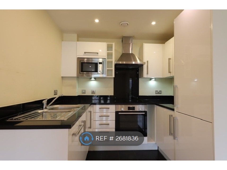 Property photo 2 of 8