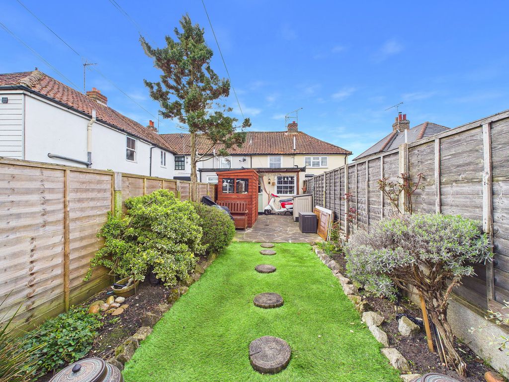 Property photo 2 of 19