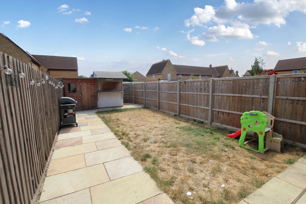 Property photo 3 of 19