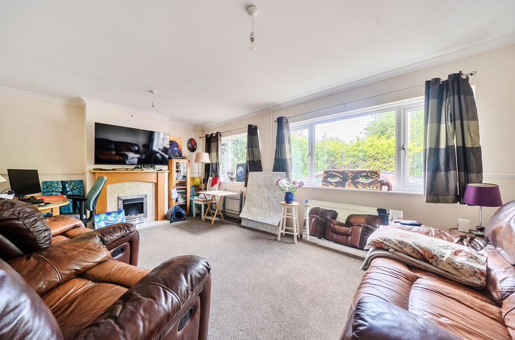 Property photo 2 of 8 1465748-23-6A1d63...