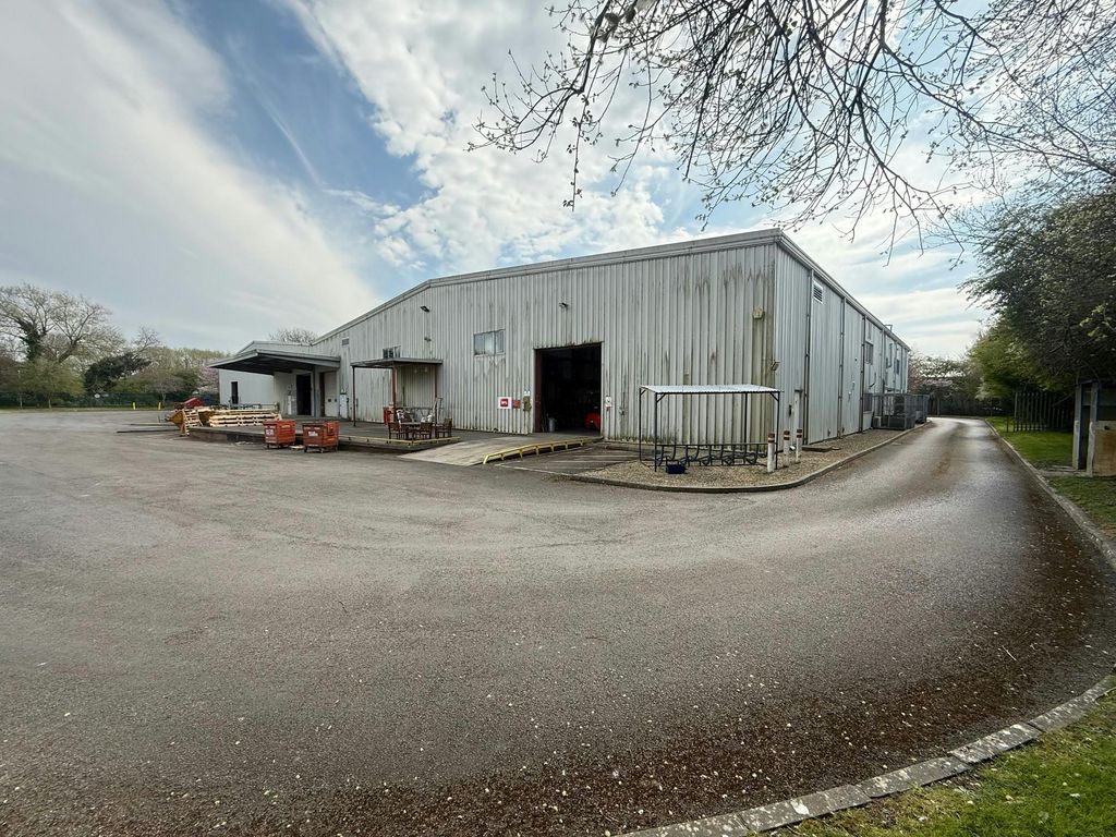 Property photo 2 of 7 21.Jpg