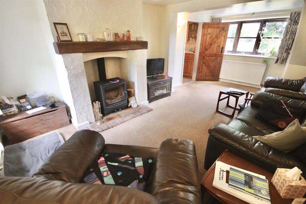 Property photo 2 of 32 Img_9893.Jpg