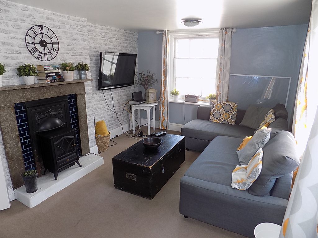 Property photo 2 of 3