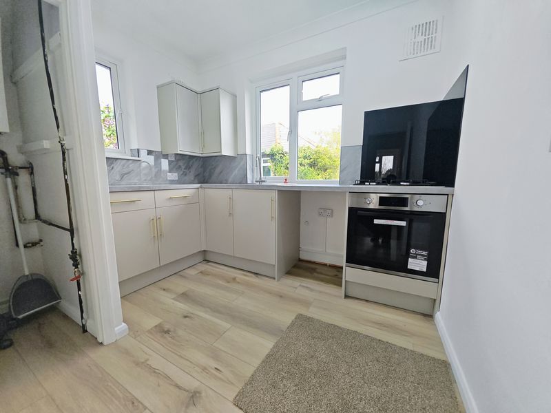 Property photo 2 of 10 Photo 9