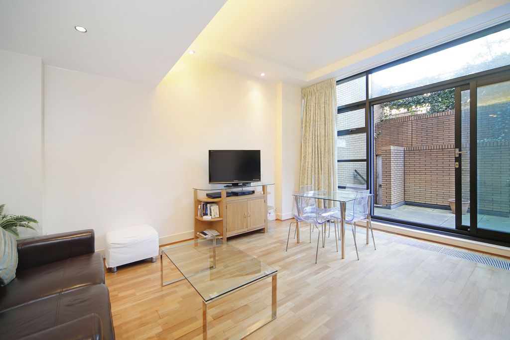 Property photo 1 of 12