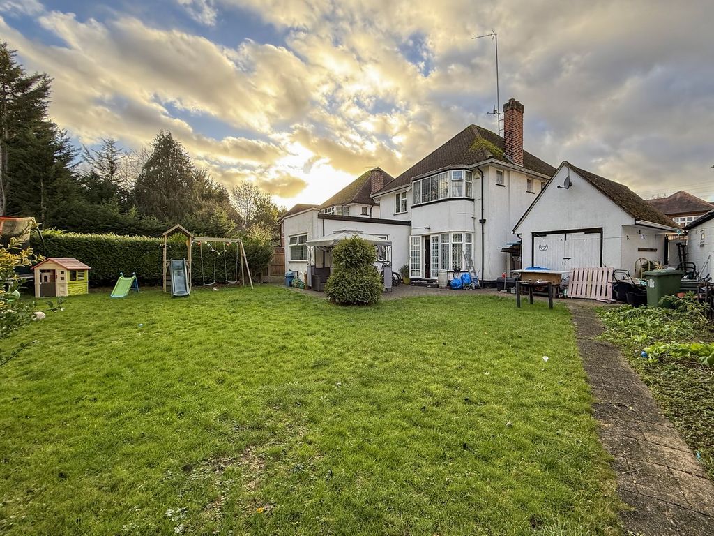 Property photo 2 of 20