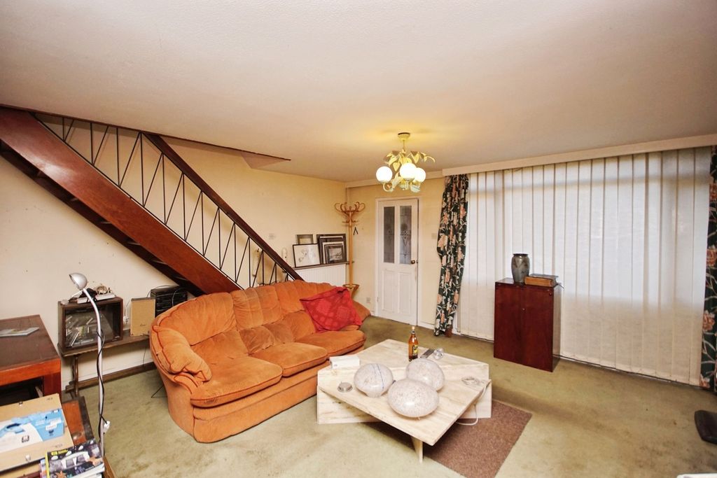 Property photo 3 of 15 Pbox-Img.Jpg