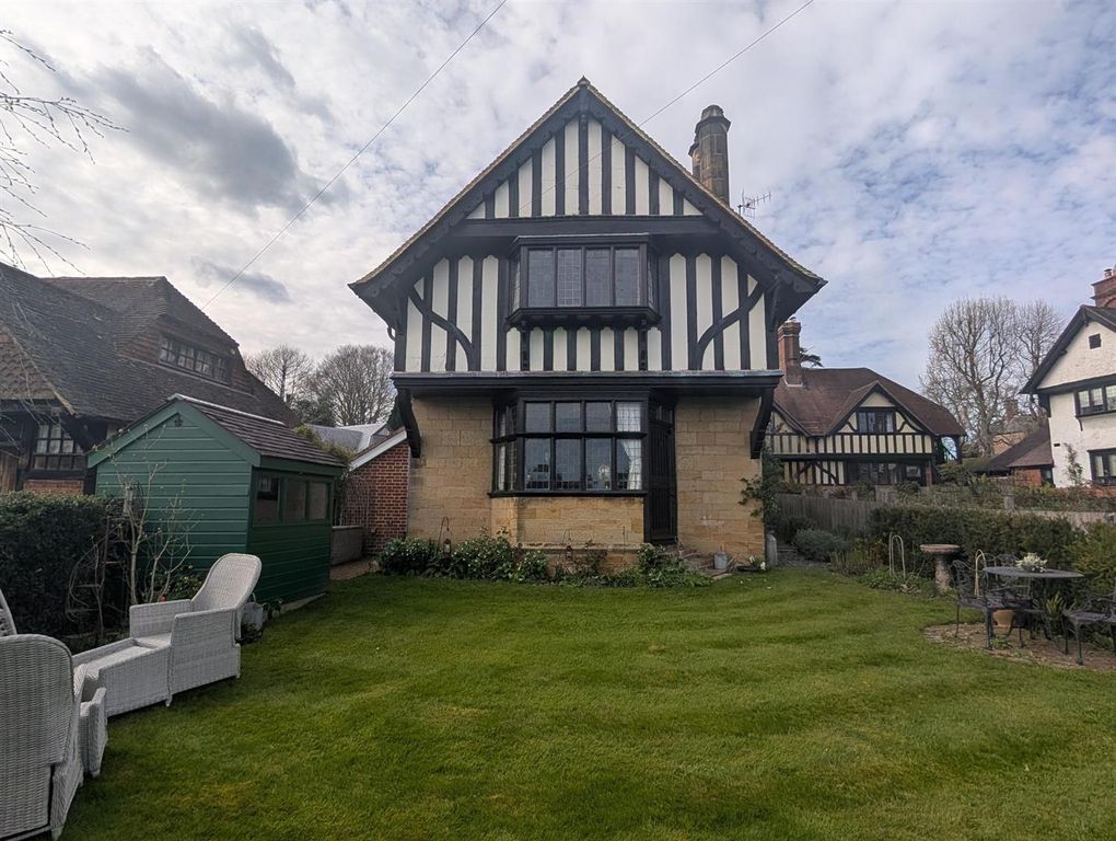 Property photo 1 of 12 1000009139 - Forge Square.Jpg